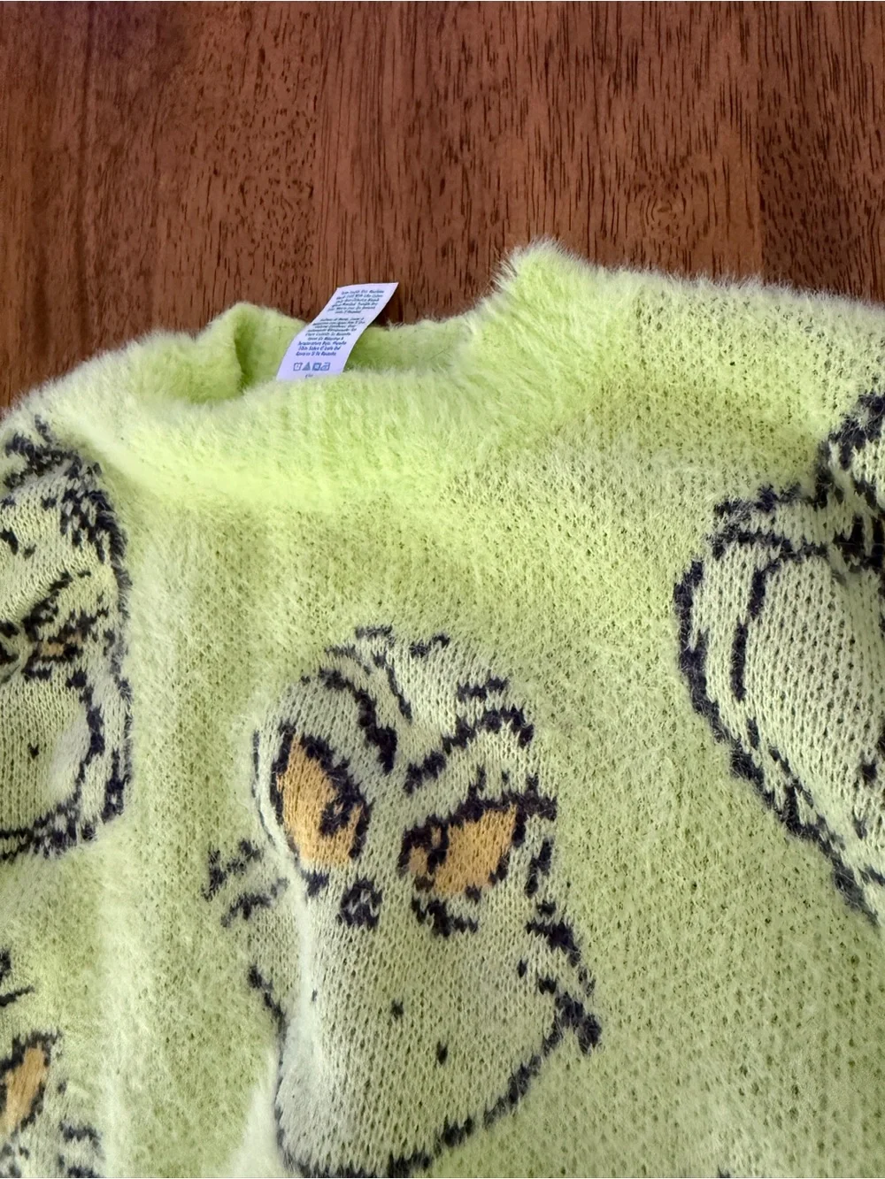 Justice Fuzzy Grinch Crewneck Sweater in Lime girls size Small 7/8